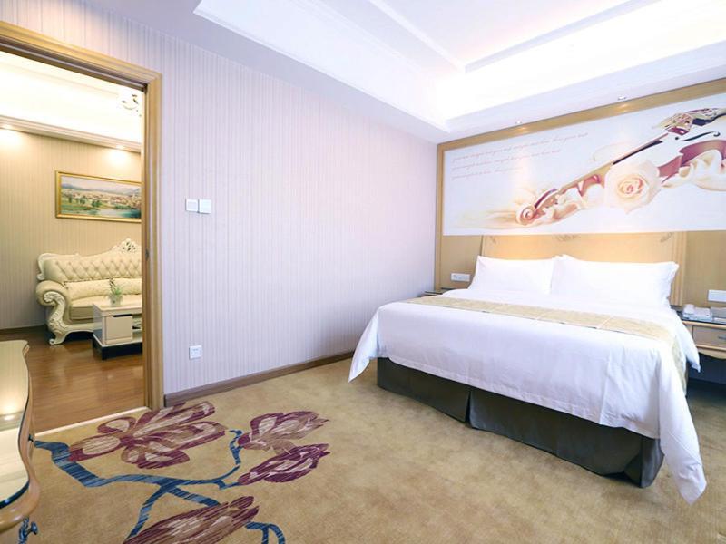 Vienna Hotel Pingxiang Lvyin Square Экстерьер фото