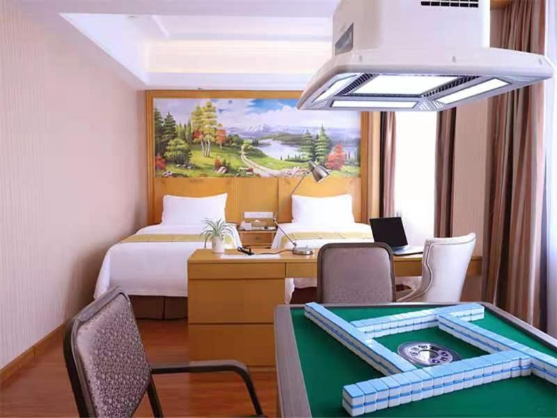 Vienna Hotel Pingxiang Lvyin Square Экстерьер фото