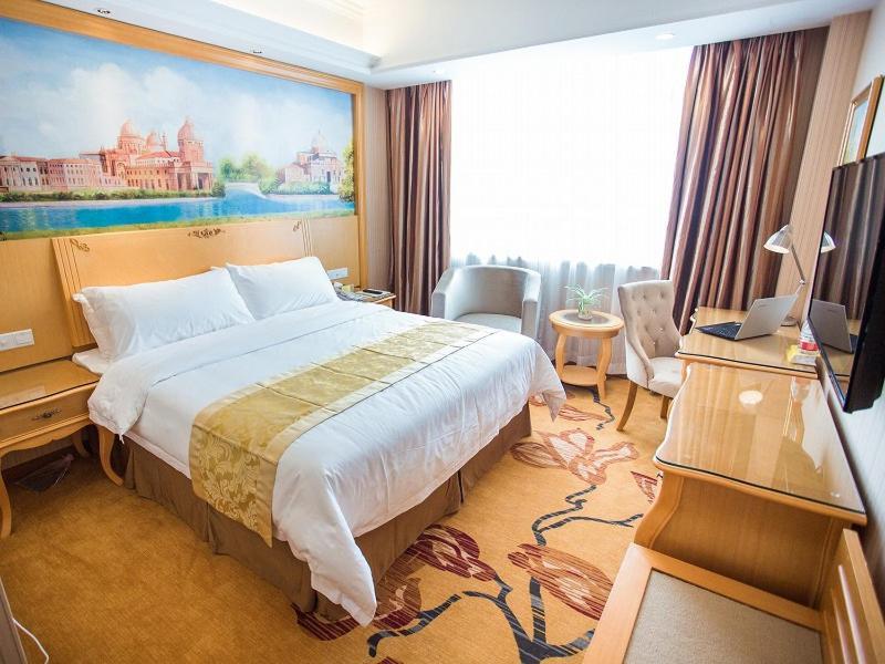 Vienna Hotel Pingxiang Lvyin Square Экстерьер фото